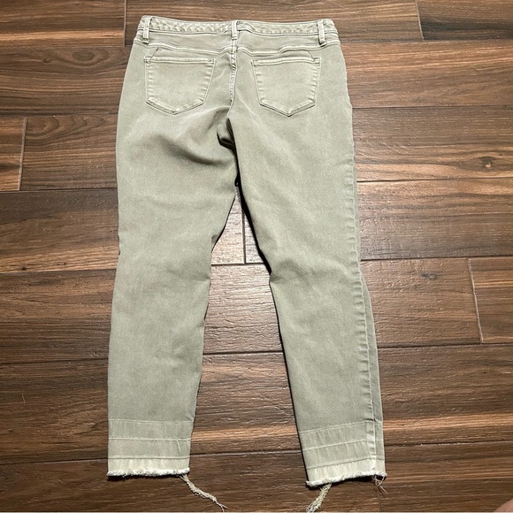 Mossimo Womens Size 8 / 29 R Stretch Distressed Mid Rise Olive Grey Jeggings - Picture 6 of 7